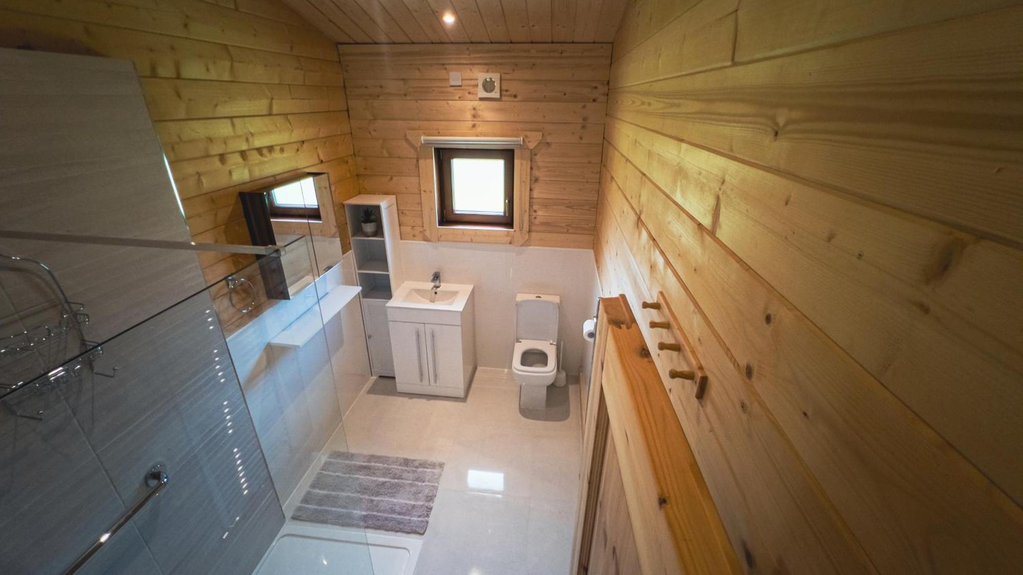 Sundance Lodge, Fantastic New Cabin With Hot Tub - Sleeps 6 - Largest In Felmoor Park Morpeth Quarto foto